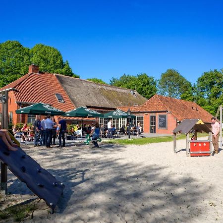 Chalet 2 Landgoedcamping Nienoord In Leek Zewnętrze zdjęcie