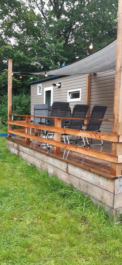 Chalet 2 Landgoedcamping Nienoord In Leek Zewnętrze zdjęcie