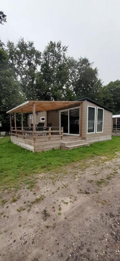 Chalet 2 Landgoedcamping Nienoord In Leek Zewnętrze zdjęcie